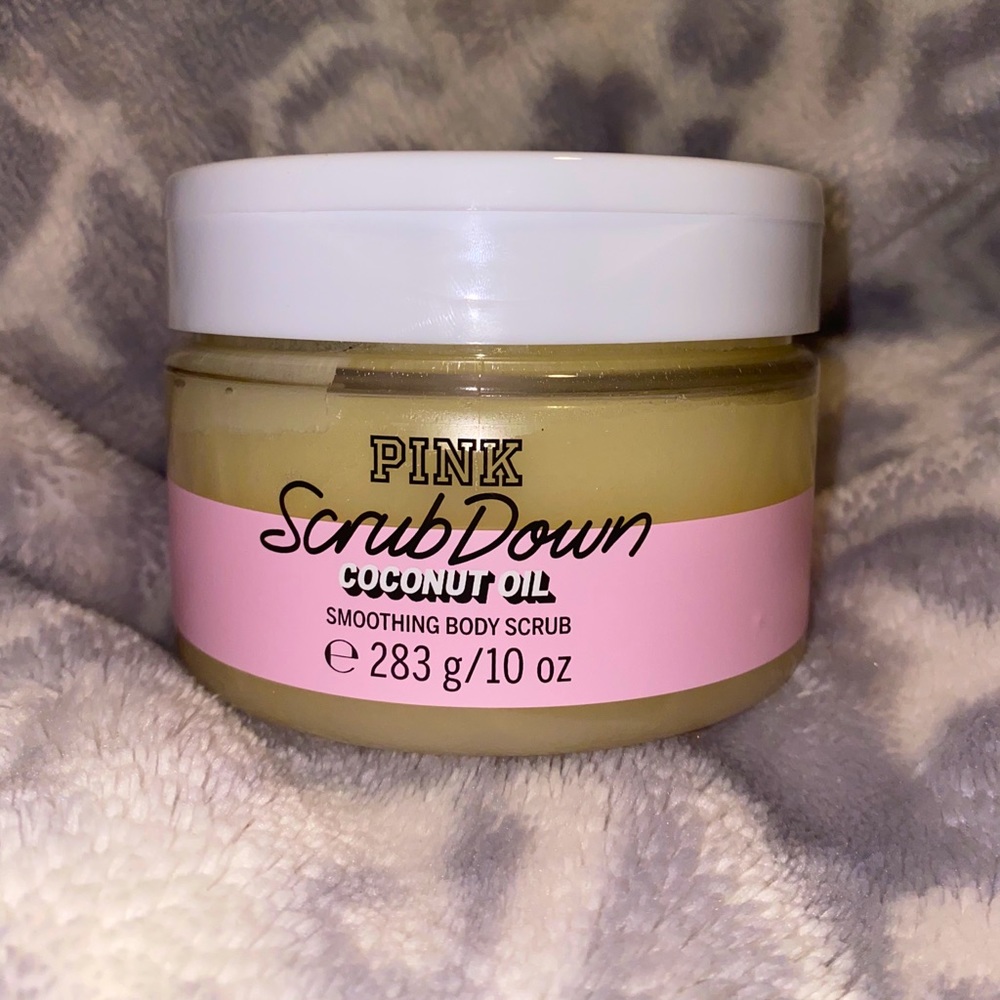 Victoria’s Secret Scrub Down Coconut Body Scrub